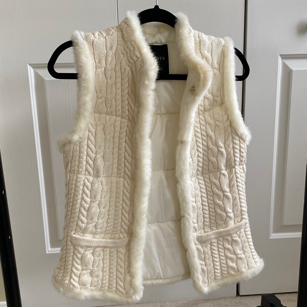 Talbots Ivory Cableknit Vest